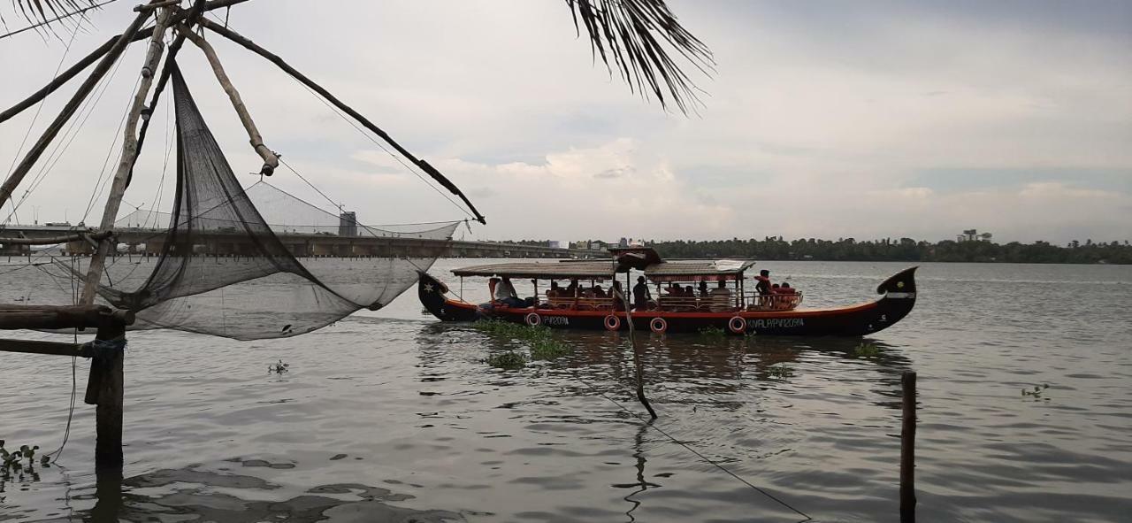 Cheenavala Fishing Homestay Kochi Exterior foto